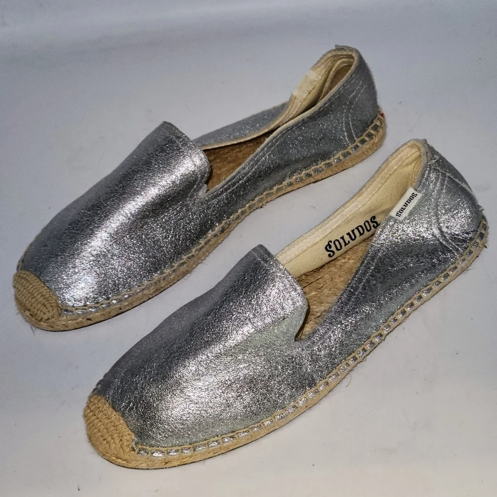 SOLUDOS Metallic Silver‎ Leather Smoking Slipper Espadrilles Size 8